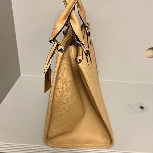 Coach Leather Tote/ Satchel/ Handbag Beige/Tan pebbled leather - Picture 2 of 7